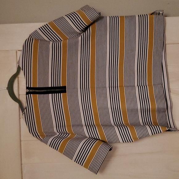 Boxy Old Navy striped t-shirt - Picture 5 of 5